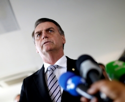 Bolsonaro anuncia decreto para facilitar posse de arma a quem não tem antecedente criminal