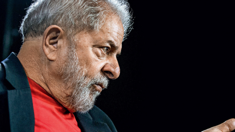 Lula decide não deixar prisão após autorização para se encontrar com familiares em quartel