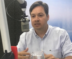Presidente do bloco de partidos na ALPB, Jr. Araújo diz que Caio Roberto retornará a base governista 