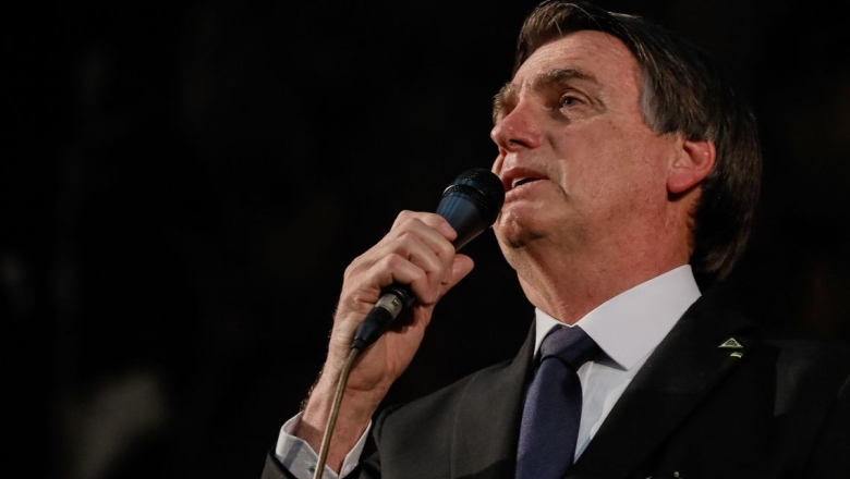 Bolsonaro: invasão de telefone é crime e ponto final