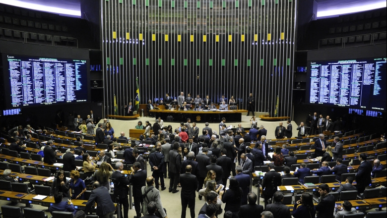 Plenário pode votar na terça-feira MP que redistribui arrecadação de loterias