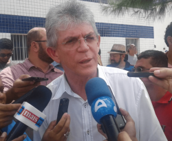 RC nega acerto com PP em reunião com Daniella e diz que oposição só serve para salvar Cássio