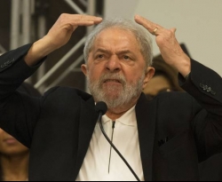 Presidente do TRF-4 decide que Lula deve continuar preso 