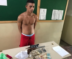 Foragido da justiça é capturado com revólver, silenciador e drogas em Cajazeiras
