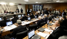 CCJ do Senado aprova projeto que assegura contratação de advogados e contadores por municípios 