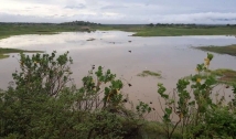 Maior chuva do ano em Patos registra aumento no volume do Açude de Jatobá