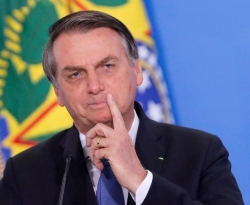 “Estamos fazendo o possível para baratear o preço do combustível”, diz Bolsonaro