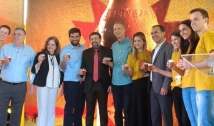 Ambev lança Legítima, cerveja cearense produzida com mandioca da Chapada do Araripe
