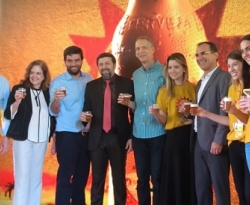 Ambev lança Legítima, cerveja cearense produzida com mandioca da Chapada do Araripe