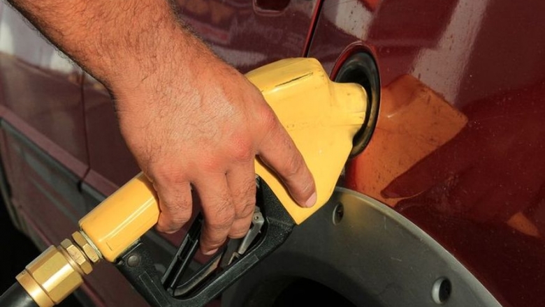 Petrobras reduz preço de gasolina nas refinarias a partir desta terça-feira