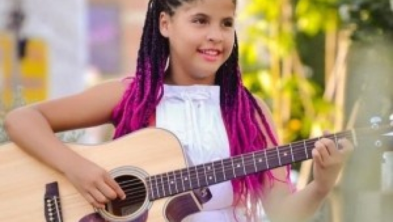 Cantora patoense se destaca no The Voice Kids 