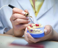 Prefeitura de Monte Horebe gasta mais de R$ 75 mil em próteses dentárias
