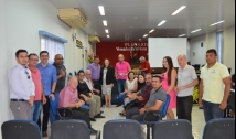 Auxiliares da administração municipal e comunidade participam do Orçamento Participativo em Cajazeiras