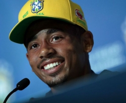 Gabriel Jesus admite ansiedade antes de estreia na Copa do Mundo: 'Tranquilo não é'