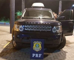 PRF recupera na Paraíba carro de luxo roubado no RN