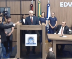 Com 14 votos, Ivanes Lacerda é o novo prefeito interino de Patos