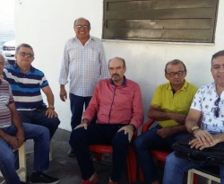 Jeová se reúne com engenheiros em Cajazeiras e assume compromisso de levar à ALPB pleito da categoria