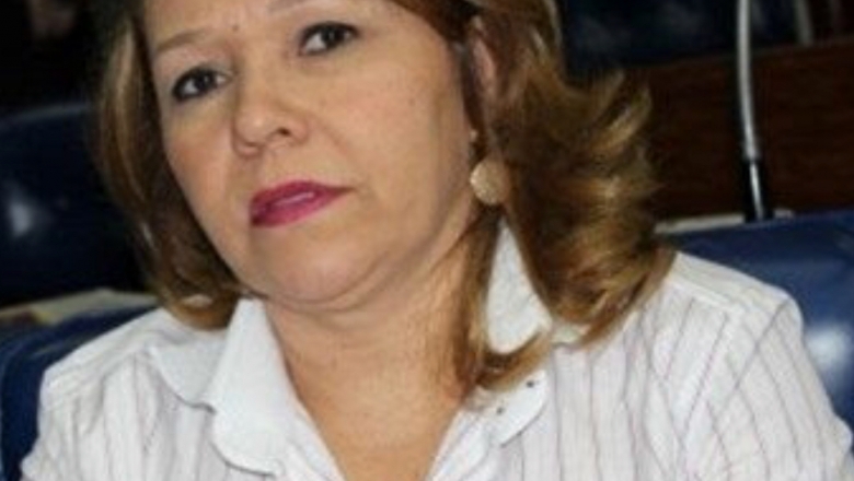 Eva Gouveia desiste de sair candidata a deputada federal