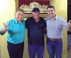 Prefeito sertanejo que votava em Rômulo Gouveia confirma apoio a Leonardo Gadelha 