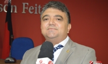 Líder da oposição na Câmara de Cajazeiras destaca atuação de Jr. Araújo e comenta nomeações de cargos