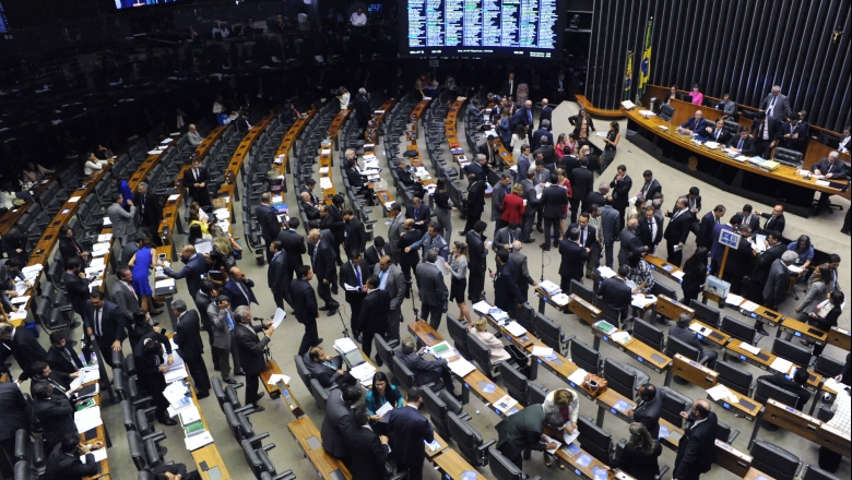Plenário da Câmara dos Deputados aprova urgência para projeto de nova Lei de Licitações