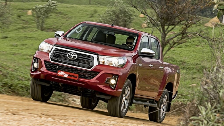 Toyota Hilux chega a R$ 210 mil após reajuste; SW4 vai a R$ 274 mil