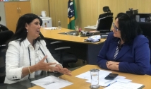 Vice-governadora se reúne com ministra e pede instalação da Casa da Mulher Brasileira na Paraíba