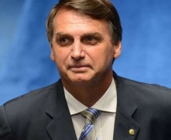 Em novo aceno ao Nordeste, Bolsonaro promete concluir transposição do São Francisco