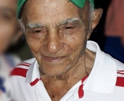 Torcedor mais velho do Fluminense é enterrado em clima de comoção em Cajazeiras; ele tinha 94 anos
