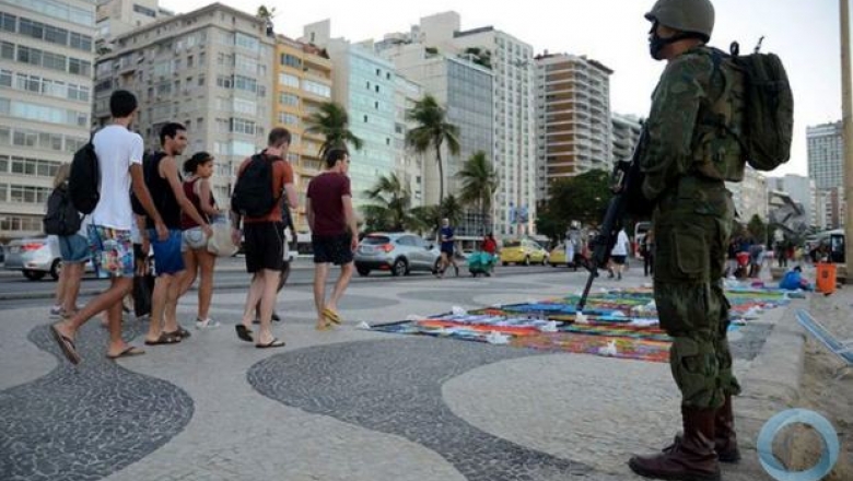 Governo Federal decreta intervenção militar no Rio e polícias terão comando de um General de Exército