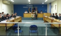 Bancada de situação na Câmara de Cajazeiras lamenta falta de comunicação e diz que prefeito errou nas suas declarações contra os vereadores da base