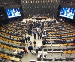 Reformas vivem incerteza no Congresso após novo atrito com Bolsonaro
