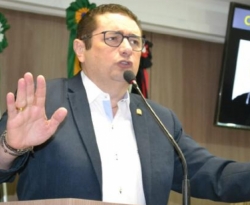 Vereador de Sousa convoca classe política a lutar por gratuidade em transporte para pessoas com câncer