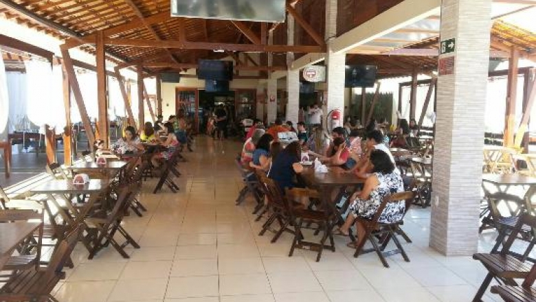 Imprensa repercute decisão que proíbe abertura de bares e prefeito de Sousa deve se posicionar ainda nesta segunda-feira (27)