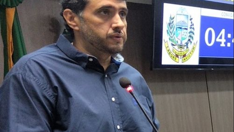 Sousa: ex-prefeito André Gadelha cobra compras de testes rápidos e comenta eleições 2020: "Momento muito turbulento e difícil"
