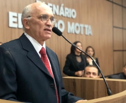 Prefeito de Patos é alvo de ação de improbidade por descumprir lei municipal
