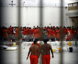 Governo Bolsonaro quer presídios onde presos trabalham e arcam com custos