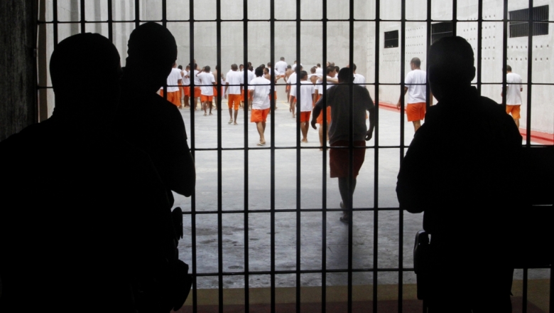 28 chefes de três facções voltaram de prisões federais para cadeias no Ceará