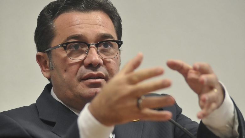 Lava-Jato investiga suposta propina a ministro do TCU que presidiu a CPI da Petrobras 
