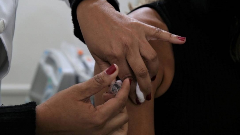 Saúde deve investir R$ 145 milhões na vacina testada pelo Butantan contra Covid-19