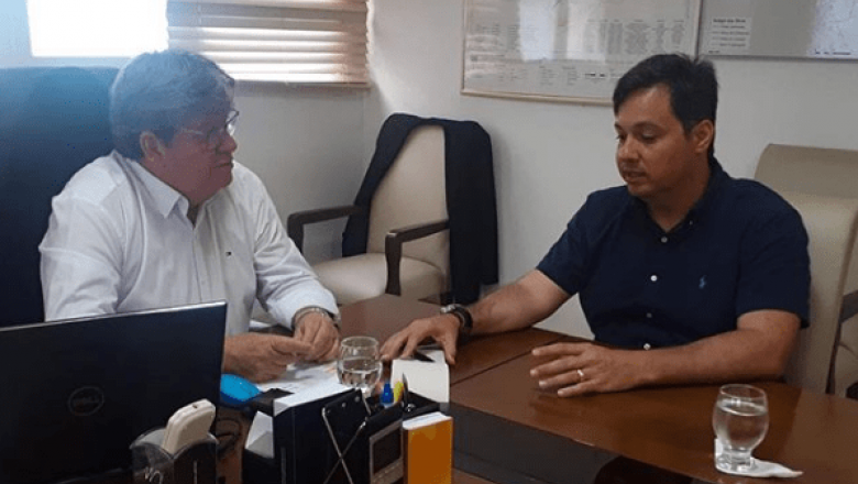 Jr. Araújo ressalta parceria política com o governador e importância dessa aliança para as cidades paraibanas