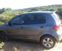 Carro de padre desaparecido é encontrado em praia no litoral sul da Paraíba
