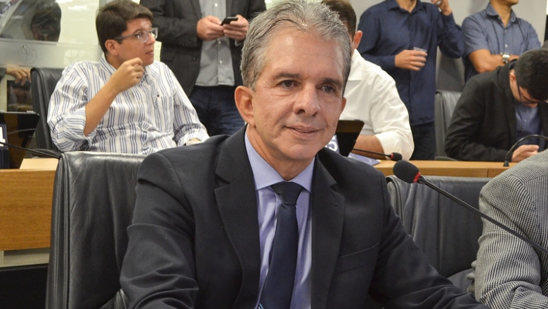 Nabor é eleito prefeito de Patos pela terceira vez