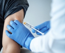 Pfizer divulga bula da vacina contra a Covid-19 para profissionais da saúde