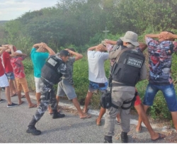 Polícia apreende 17 motos e acaba com ‘rolezinho’ no Sertão