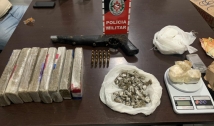 Polícia apreende cerca de seis quilos de drogas, arma e munições com suspeitos, em Patos