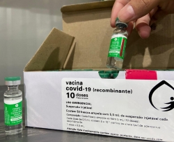 SES distribui 63.300 novas doses de vacina contra a Covid-19
