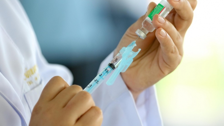 João Pessoa já tem mais pessoas imunizadas com a 1ª dose do que diagnosticadas com a Covid-19