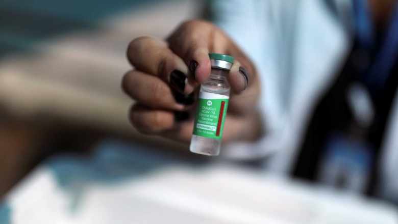 Vacina da AstraZeneca apresenta 79% de eficácia em casos sintomáticos da Covid
