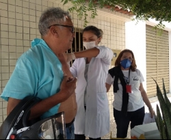 'As 15 cidades polarizadas por Cajazeiras, receberam 11 mil doses da vacina contra a covid-19' informa gerência de saúde 
